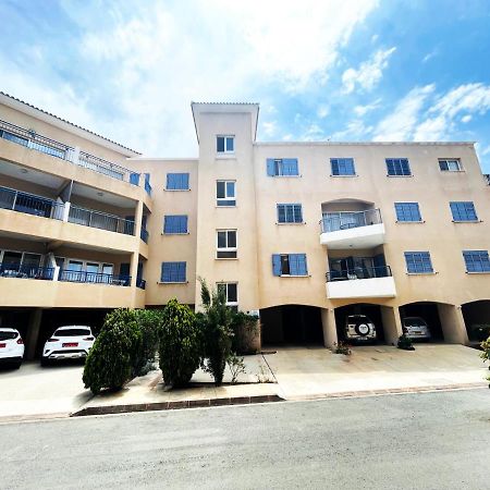 Direct Sea View & Quality Bed - Kings Palace 1 Bed 파포스 외부 사진