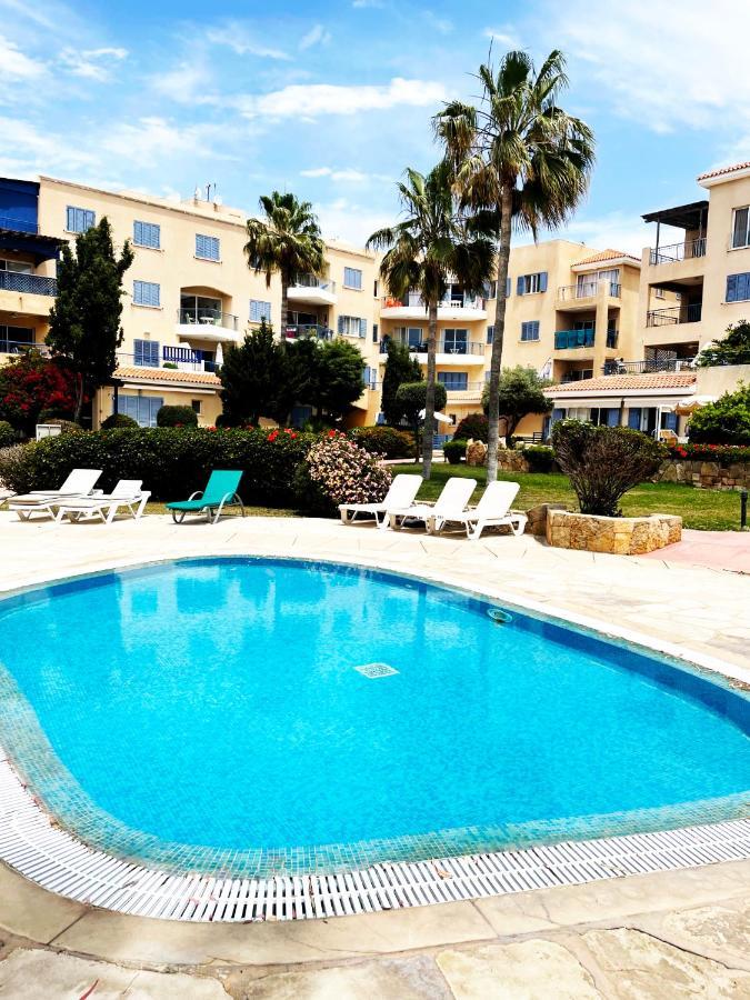 Direct Sea View & Quality Bed - Kings Palace 1 Bed 파포스 외부 사진