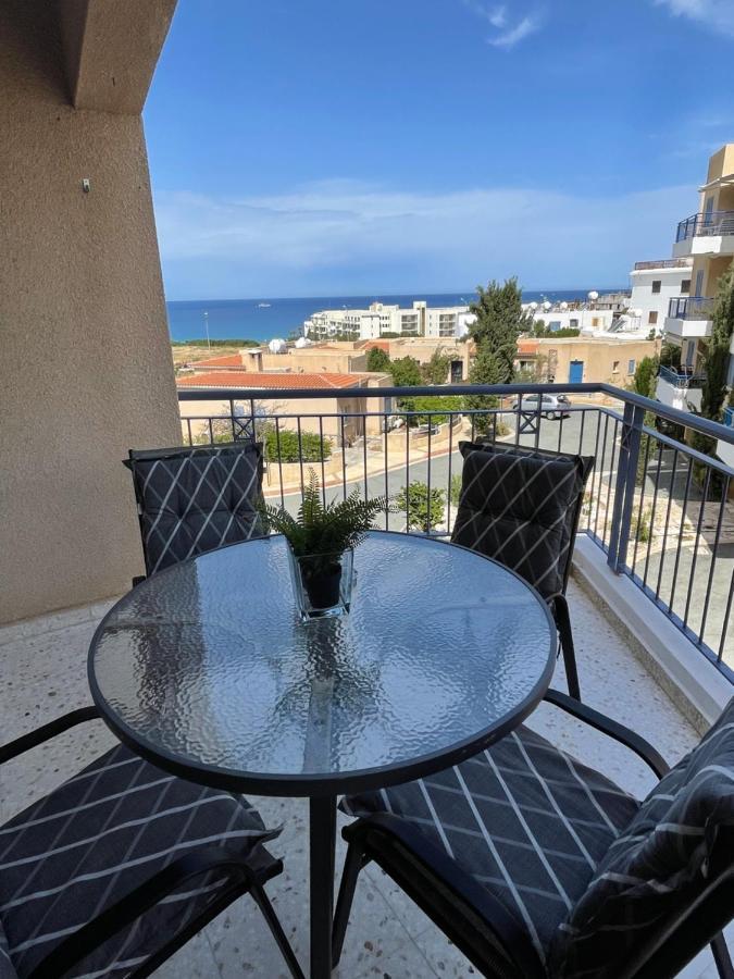 Direct Sea View & Quality Bed - Kings Palace 1 Bed 파포스 외부 사진