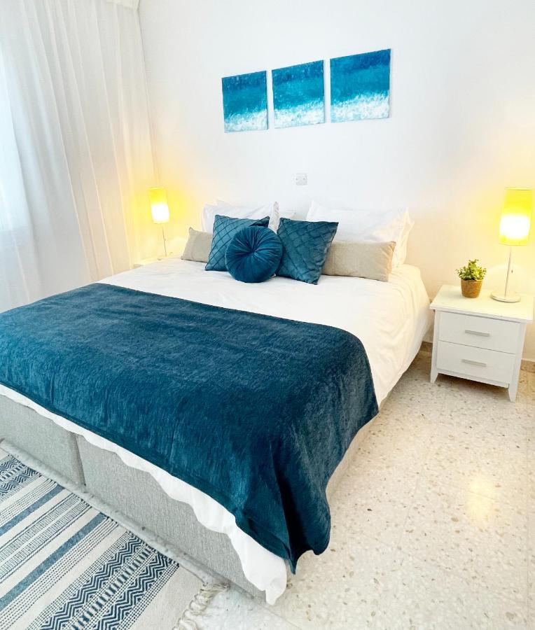 Direct Sea View & Quality Bed - Kings Palace 1 Bed 파포스 외부 사진